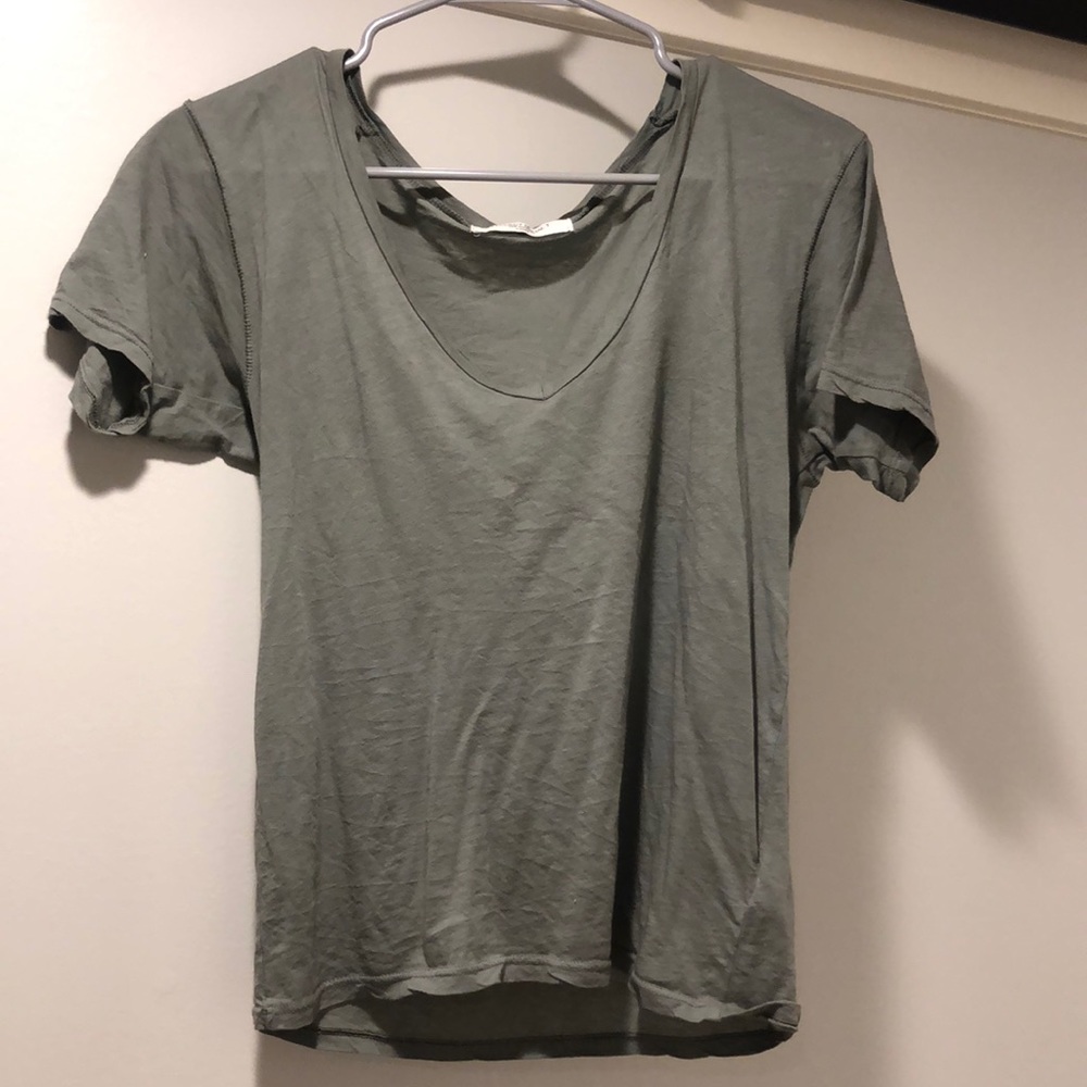Greenish gray vneck